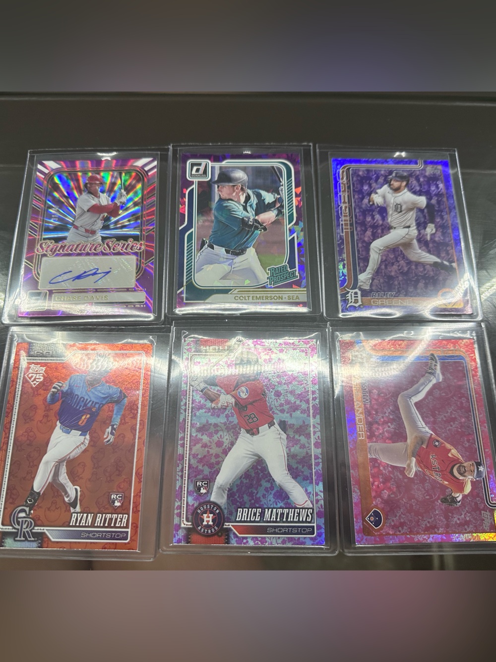 1 auto & 4 numbered Variety Topps cards
